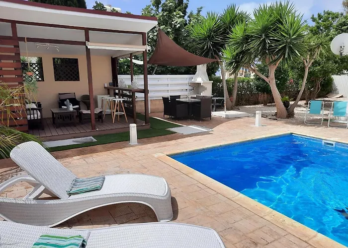 別荘 Anastassia アヤナパ